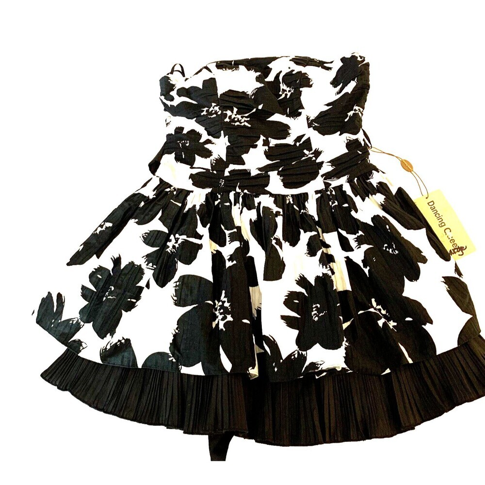 Dancing Queen Dress Strapless Fit Bodice w/Bra Pads Flare Skirt Tulle Lining New